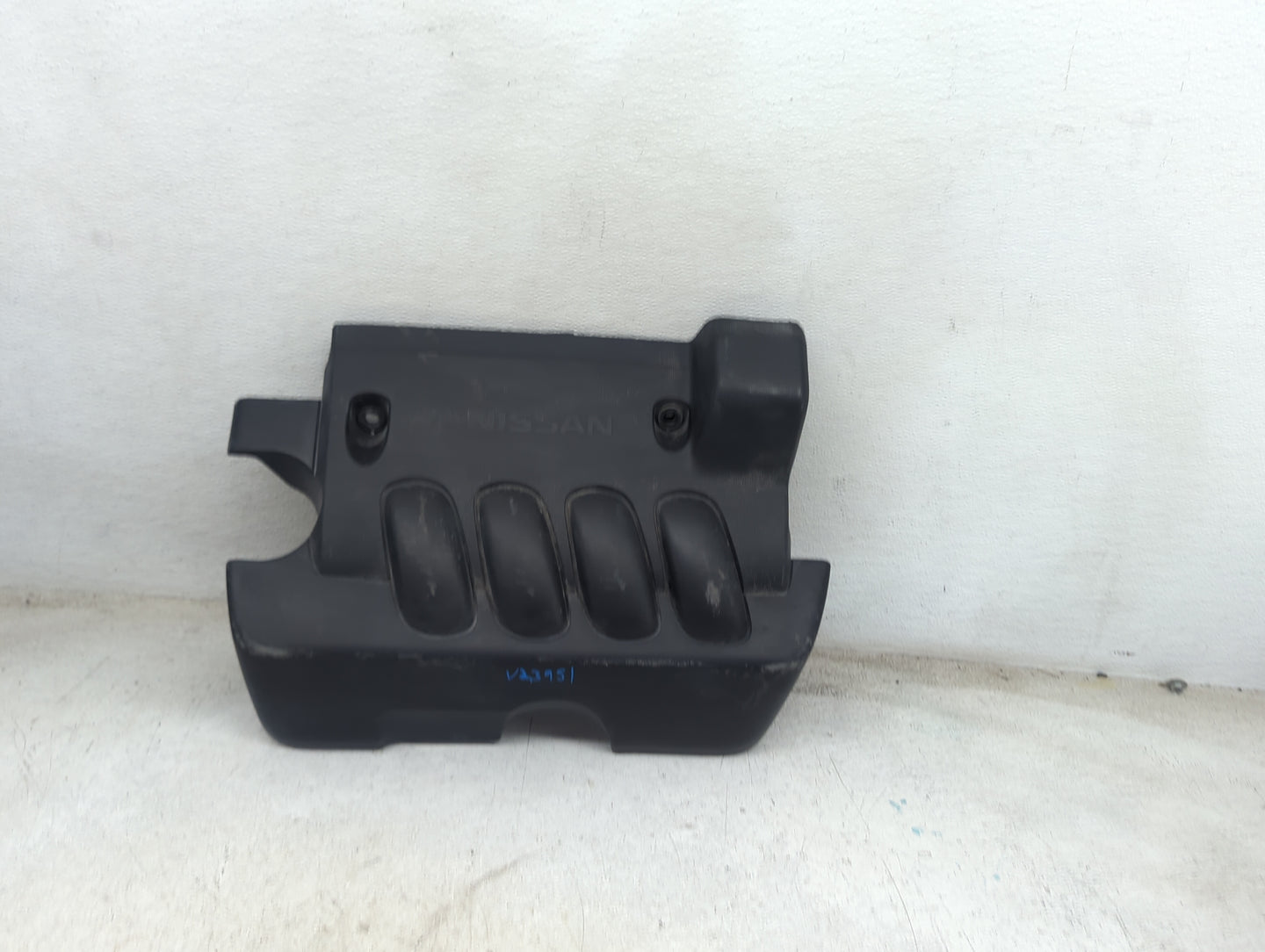 2012 Nissan Sentra Engine Cover 1479303 - Oemusedautoparts1.com
