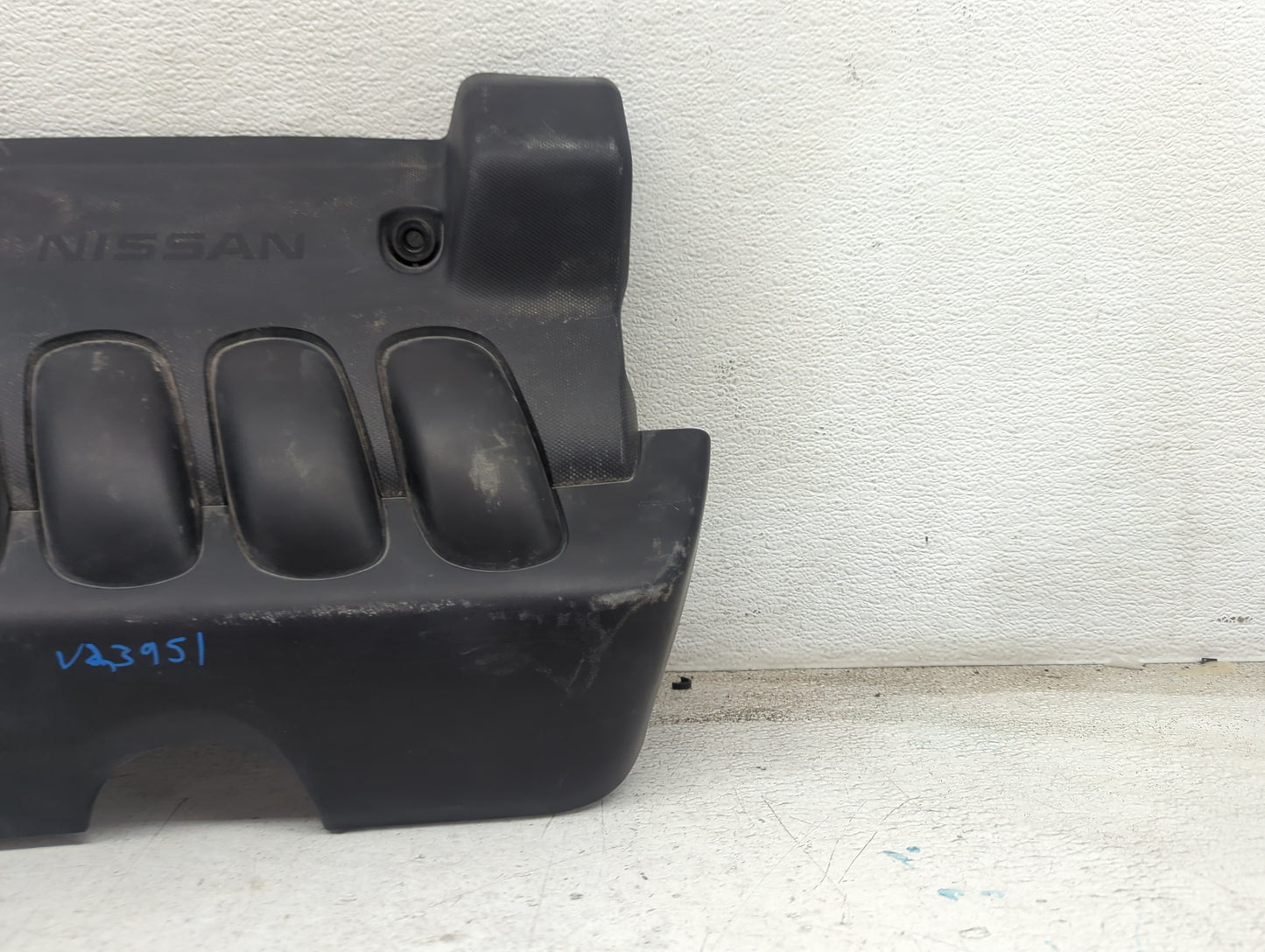 2012 Nissan Sentra Engine Cover 1479303 - Oemusedautoparts1.com