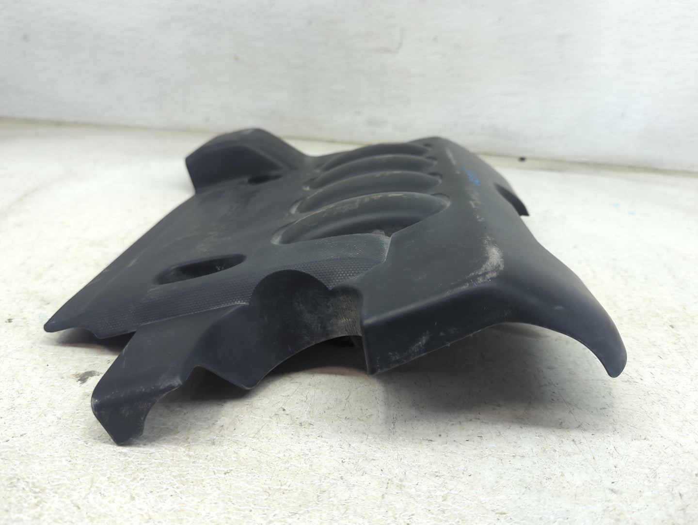 2012 Nissan Sentra Engine Cover 1479303 - Oemusedautoparts1.com