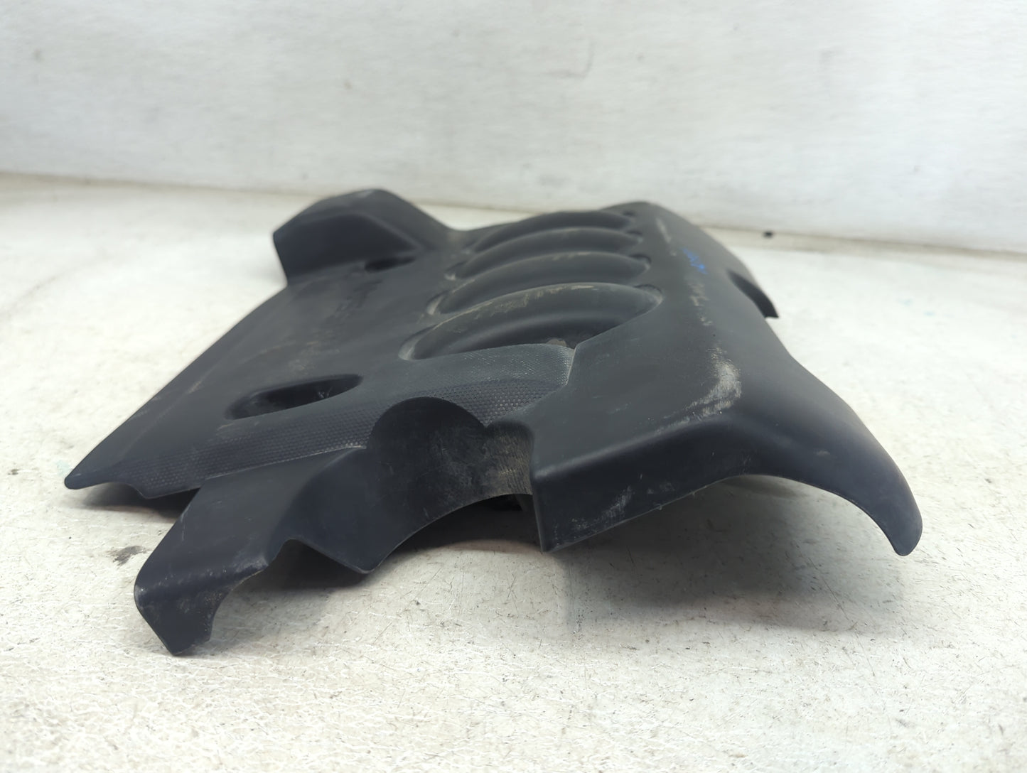 2012 Nissan Sentra Engine Cover 1479303 - Oemusedautoparts1.com