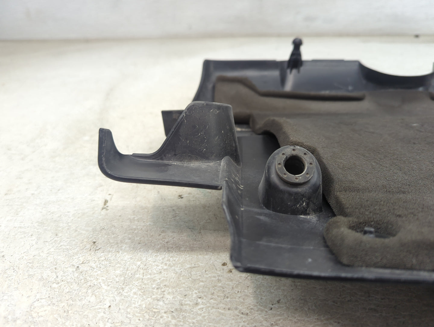 2012 Nissan Sentra Engine Cover 1479303 - Oemusedautoparts1.com