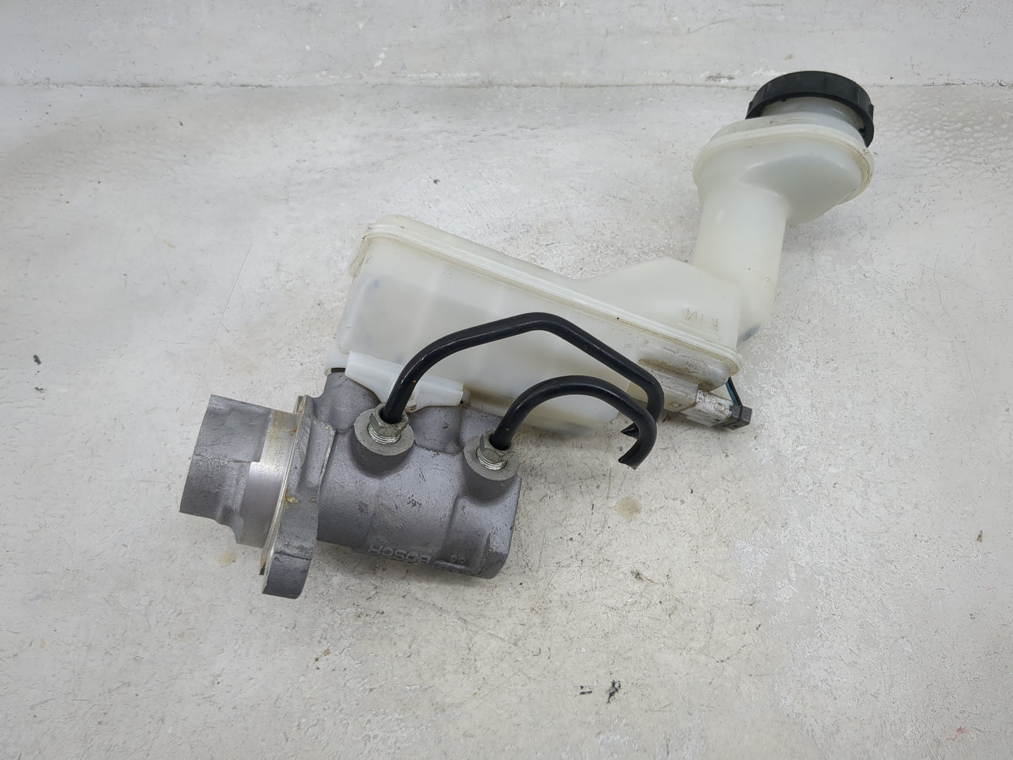 2010-2012 Nissan Sentra Brake Master Cylinder 1492454 - Oemusedautoparts1.com