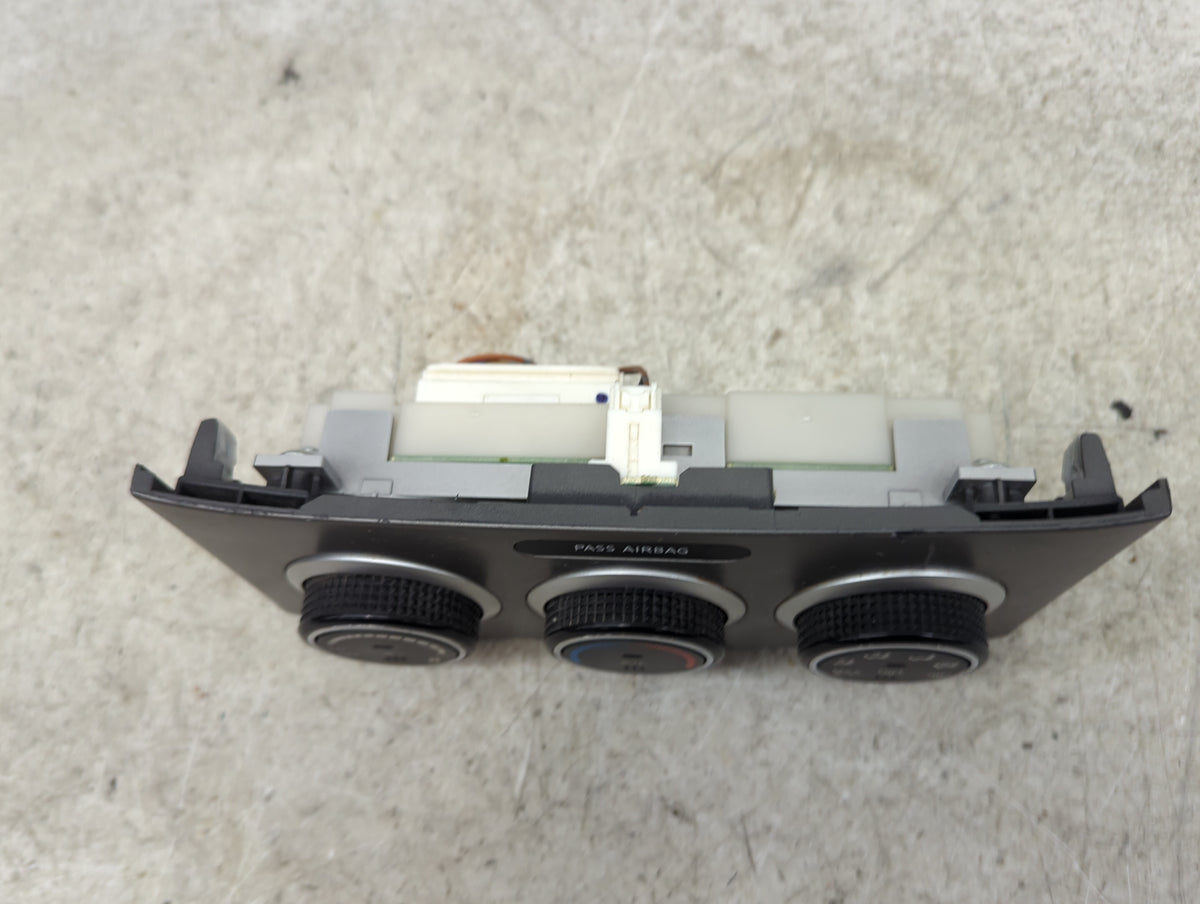 2010-2012 Nissan Sentra Climate Control Module Temperature AC/Heater Replacement P/N:27500ET000 27501A32000 Fits OEM Used Au