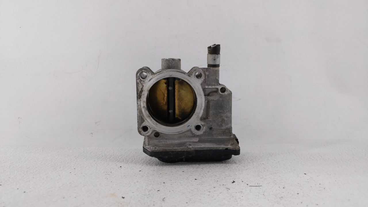 2007-2012 Nissan Sentra Throttle Body P/N:ET-A60-02 E ET-A60-02 J Fits OEM Used Auto Parts - Oemusedautoparts1.com