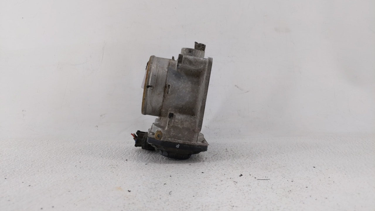 2007-2012 Nissan Sentra Throttle Body P/N:ET-A60-02 E ET-A60-02 J Fits OEM Used Auto Parts - Oemusedautoparts1.com