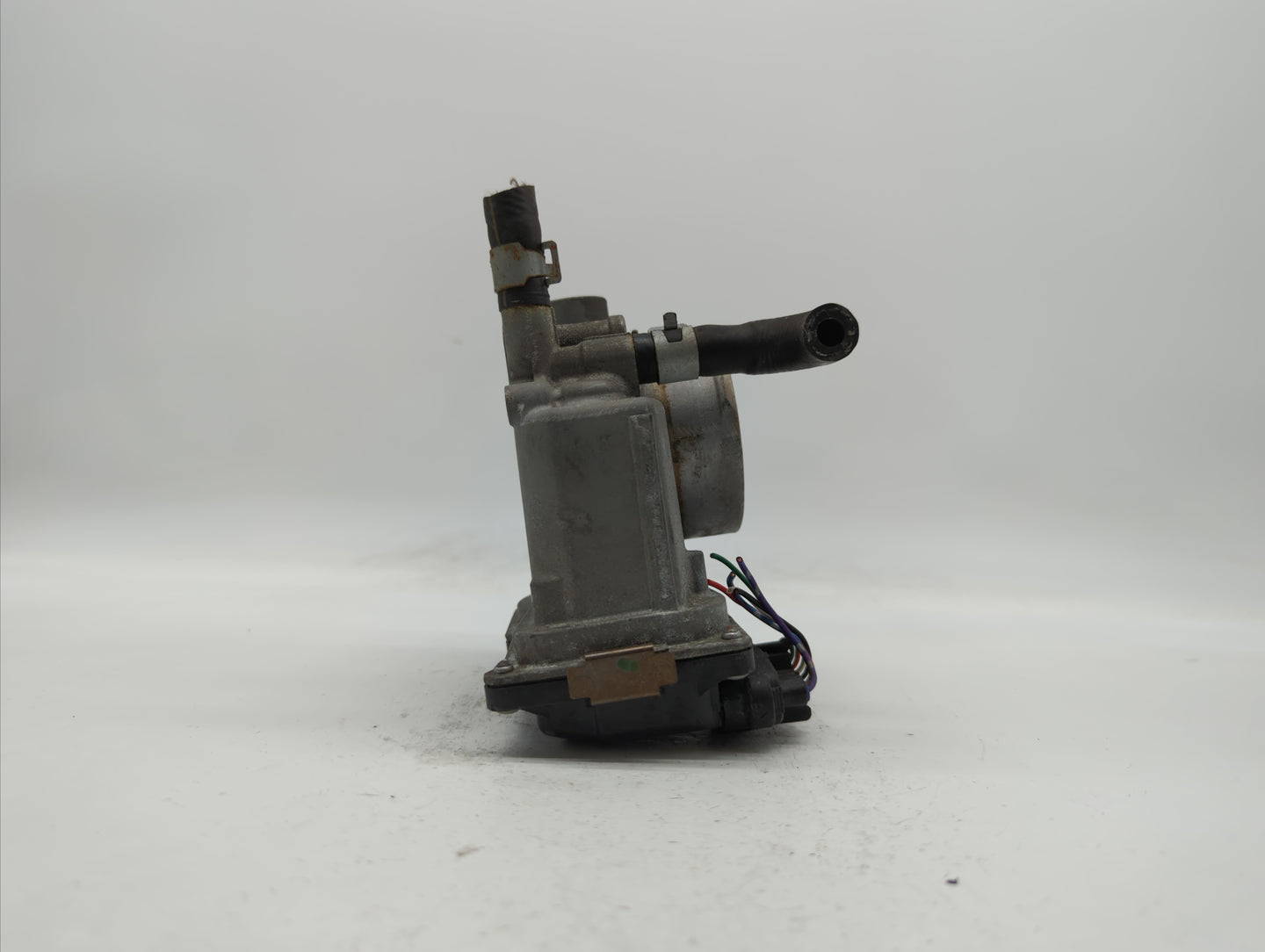 2007-2012 Nissan Sentra Throttle Body P/N:ET-A60-02 E ET-A60-02 J Fits OEM Used Auto Parts - Oemusedautoparts1.com