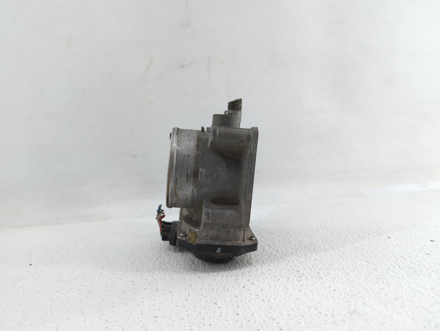 2007-2012 Nissan Sentra Throttle Body P/N:ET-A60-02 E ET-A60-02 J Fits OEM Used Auto Parts - Oemusedautoparts1.com