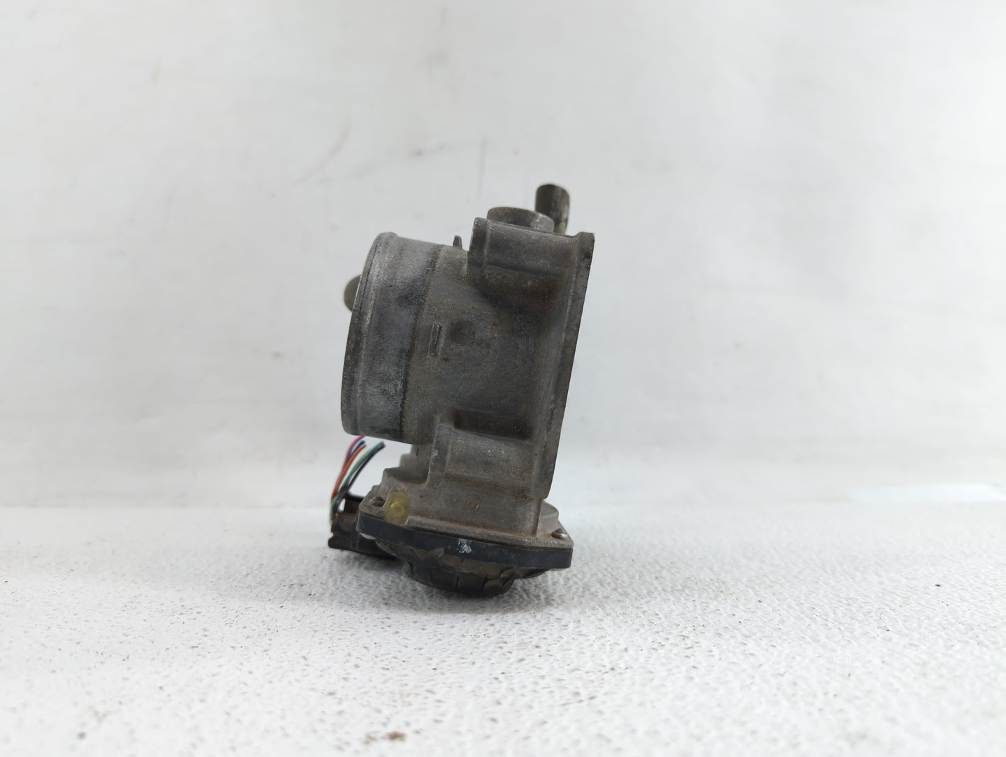 2007-2012 Nissan Sentra Throttle Body P/N:ET-A60-02 E ET-A60-02 J Fits OEM Used Auto Parts - Oemusedautoparts1.com