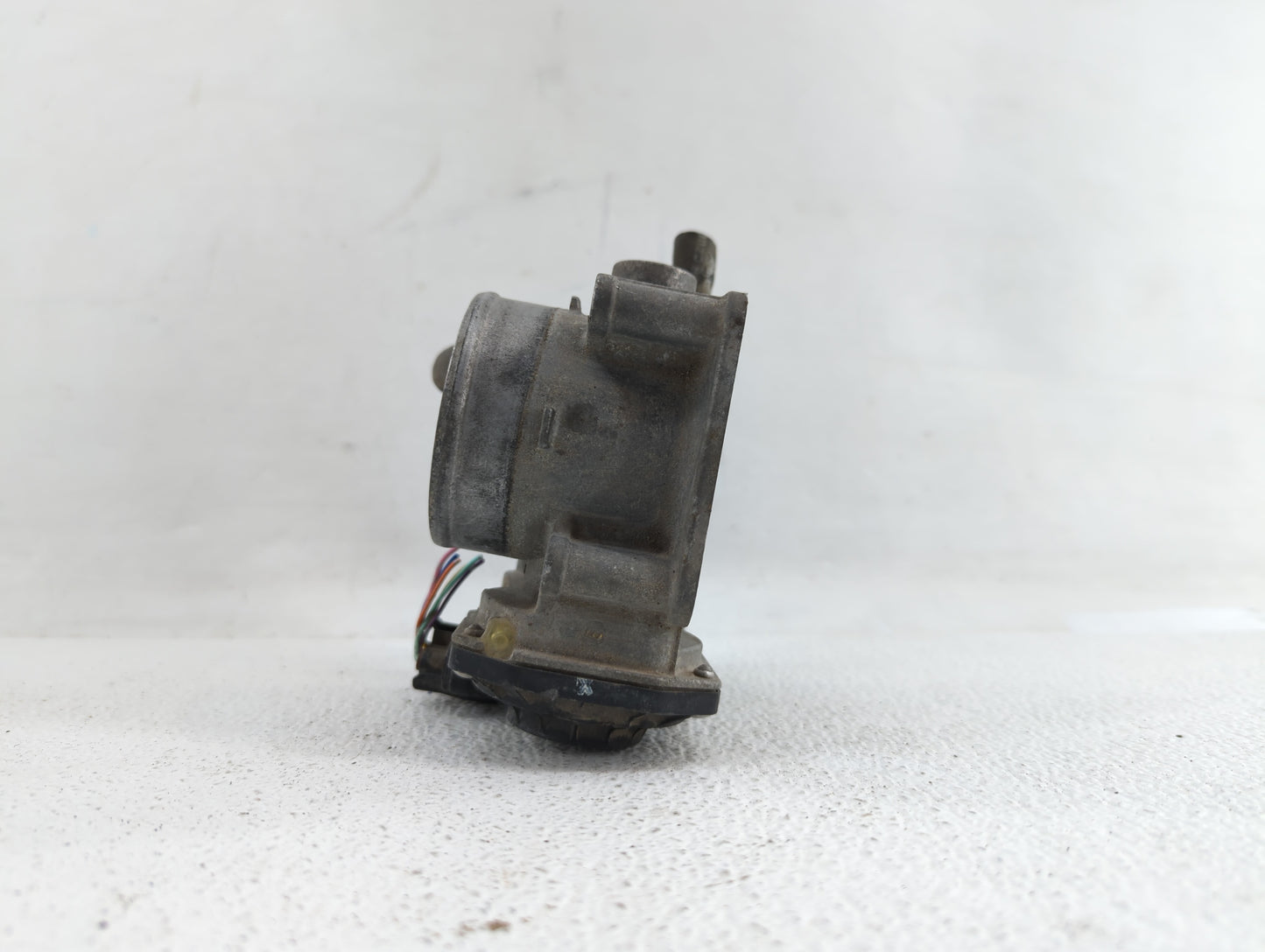 2007-2012 Nissan Sentra Throttle Body P/N:ET-A60-02 E ET-A60-02 J Fits OEM Used Auto Parts - Oemusedautoparts1.com