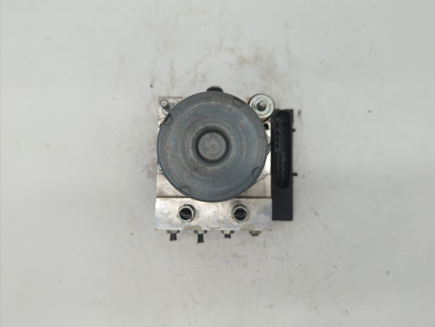 2012 Nissan Sentra ABS Pump Control Module Replacement P/N:47660 9AF0A 0 265 25 613, 0 265 951 641, 47660 9AP0A, 58620-4R001