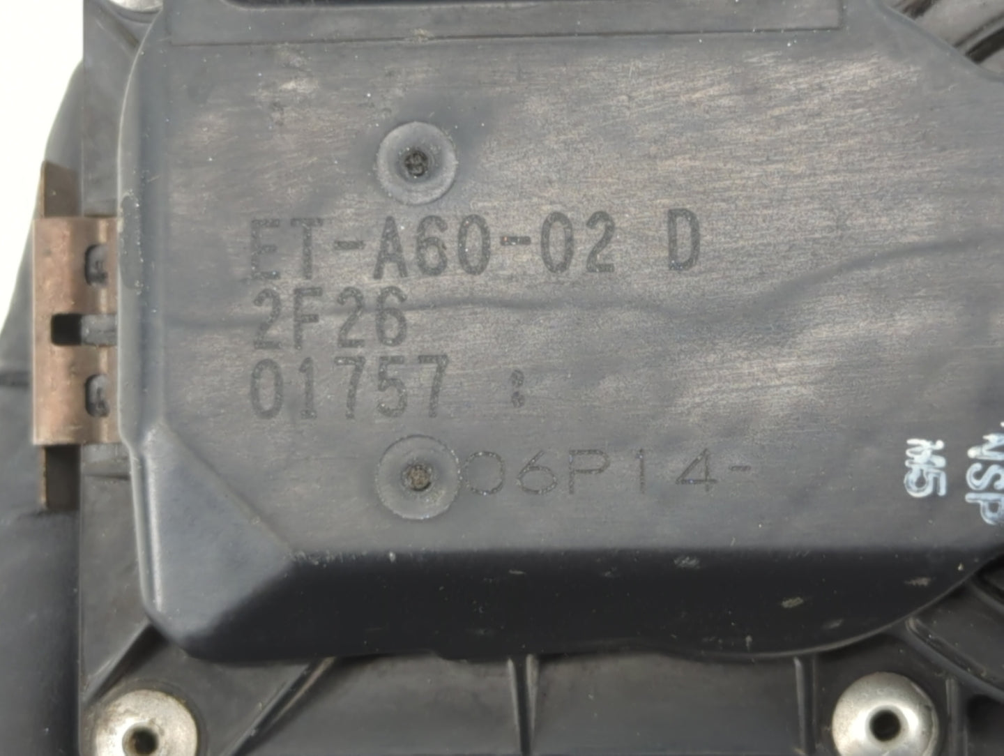 2007-2012 Nissan Sentra Throttle Body P/N:ET-A60-02 E ET-A60-02 J Fits OEM Used Auto Parts - Oemusedautoparts1.com