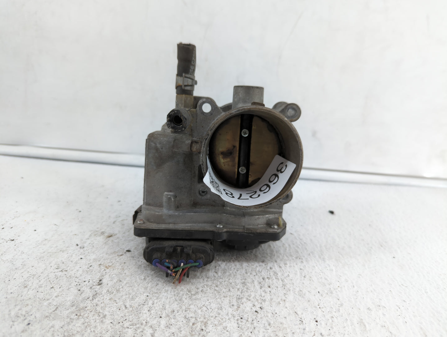 2007-2012 Nissan Sentra Throttle Body P/N:ET-A60-02 E ET-A60-02 J Fits OEM Used Auto Parts - Oemusedautoparts1.com