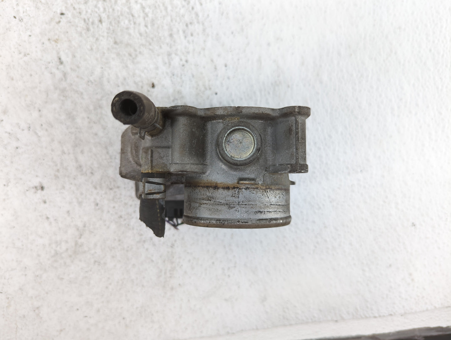 2007-2012 Nissan Sentra Throttle Body P/N:ET-A60-02 E ET-A60-02 J Fits OEM Used Auto Parts - Oemusedautoparts1.com
