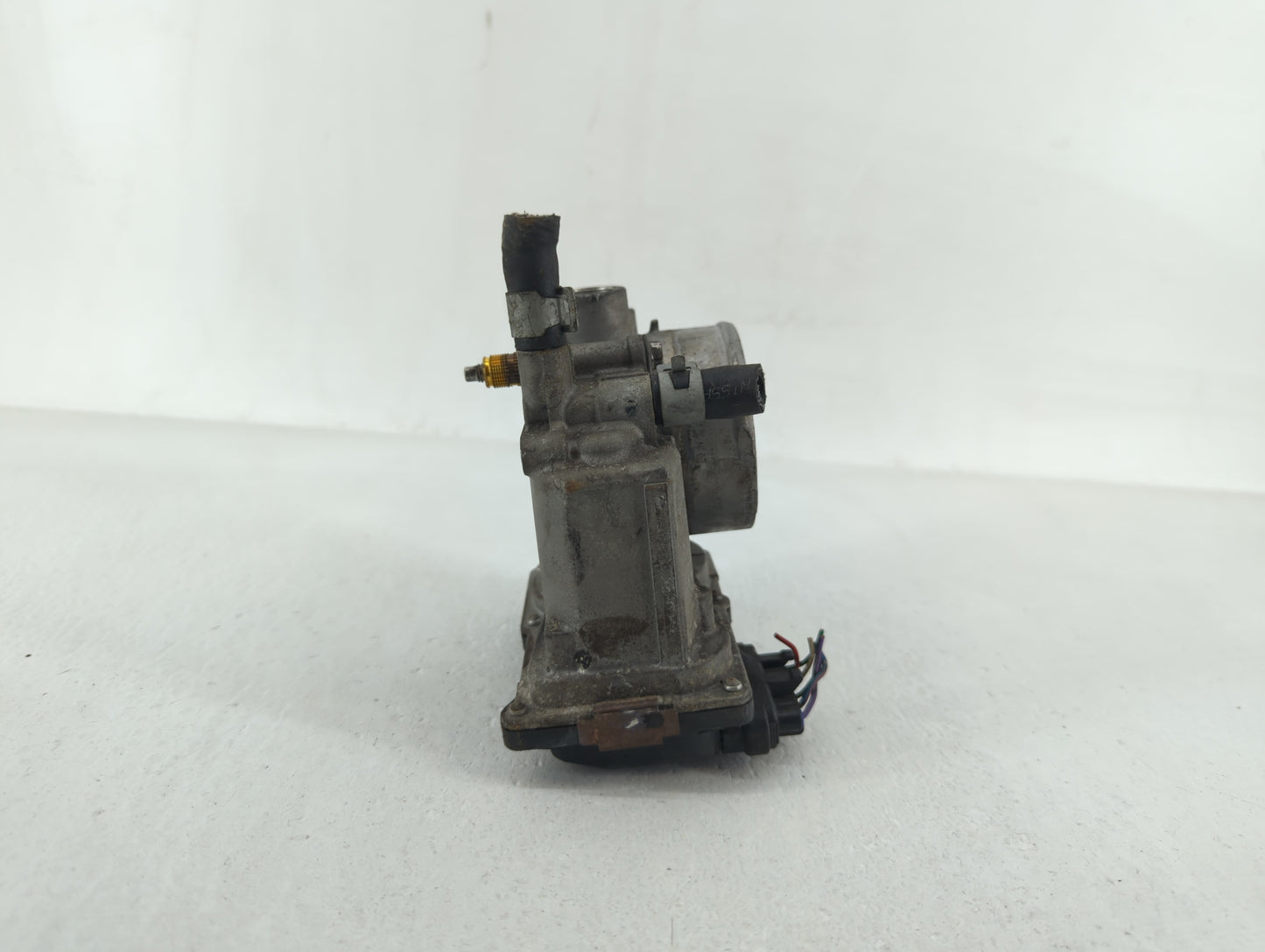 2007-2012 Nissan Sentra Throttle Body P/N:ET-A60-02 E ET-A60-02 J Fits OEM Used Auto Parts - Oemusedautoparts1.com