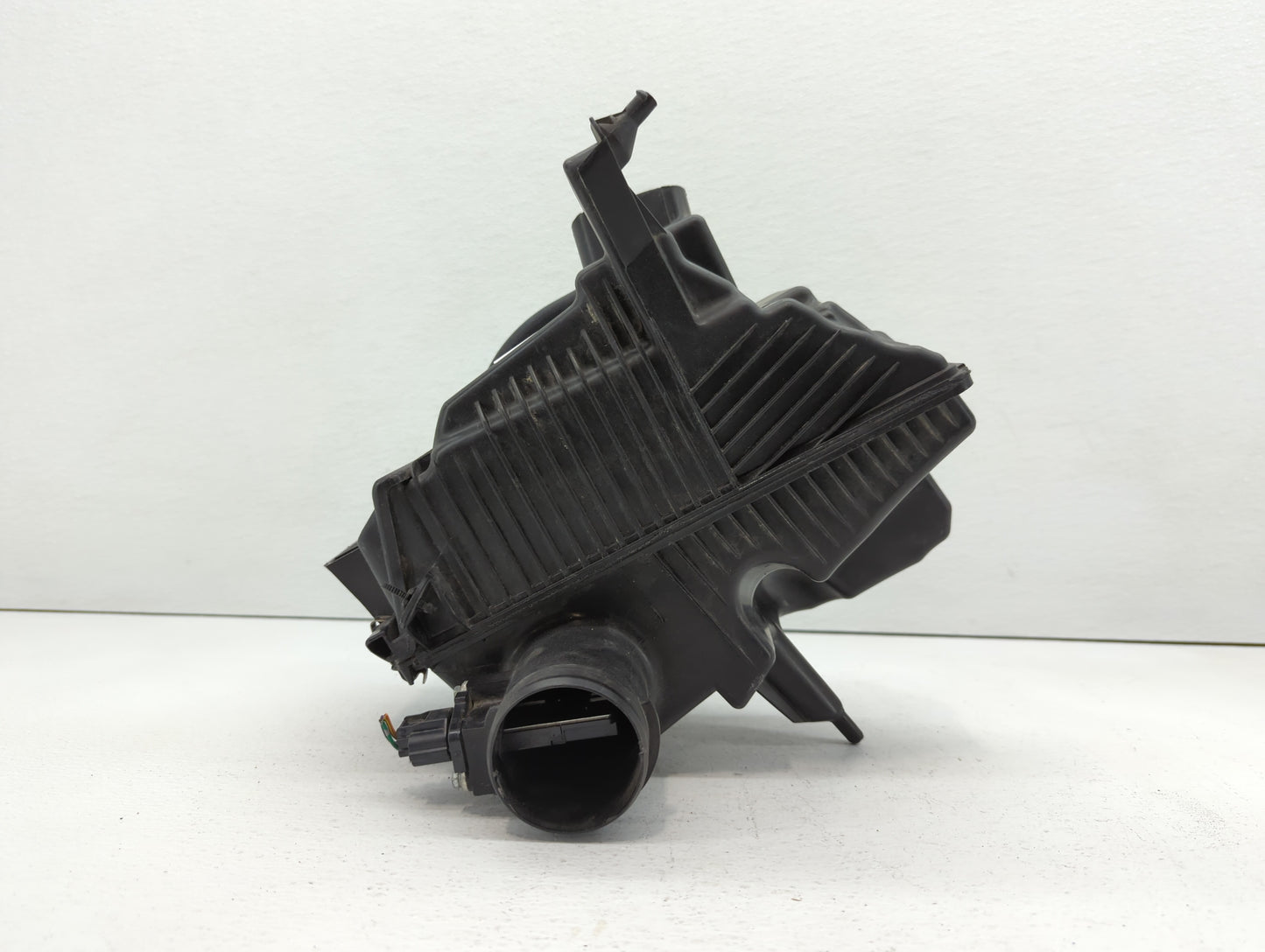 2007-2012 Nissan Sentra Air Cleaner Intake-duct Hose Tube - Oemusedautoparts1.com