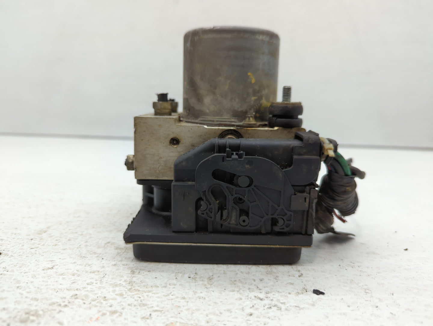 2012 Nissan Sentra ABS Pump Control Module Replacement P/N:47660 9AF0A Fits OEM Used Auto Parts - Oemusedautoparts1.com