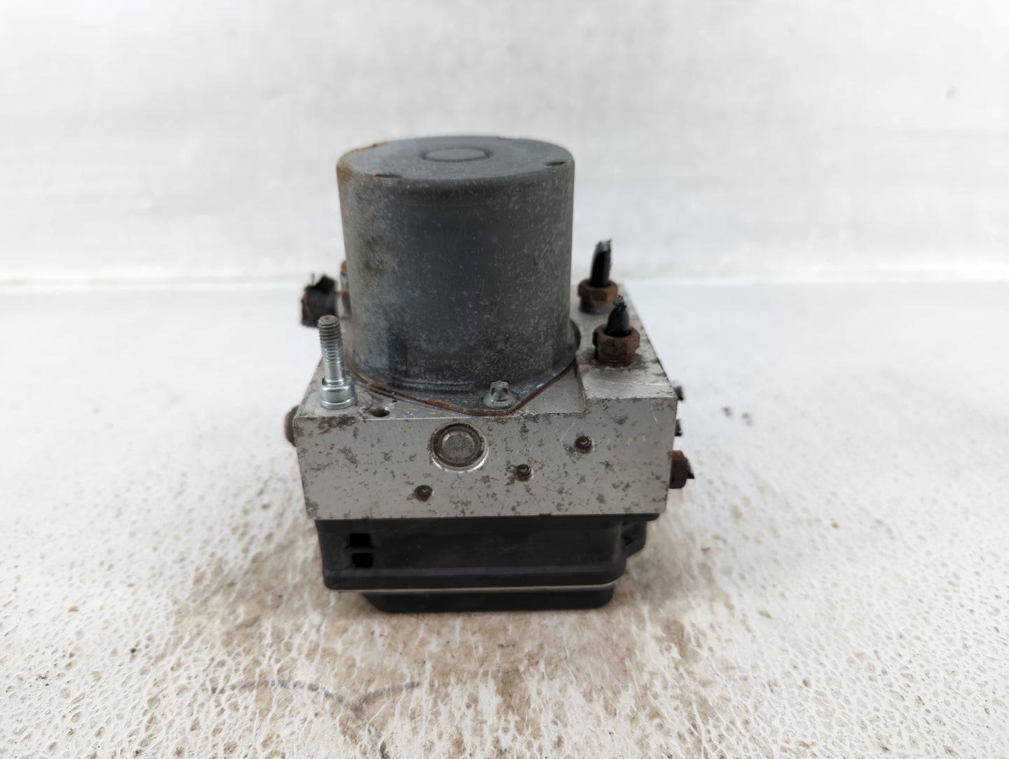 2012 Nissan Sentra ABS Pump Control Module Replacement P/N:47660 9AF0A Fits OEM Used Auto Parts - Oemusedautoparts1.com
