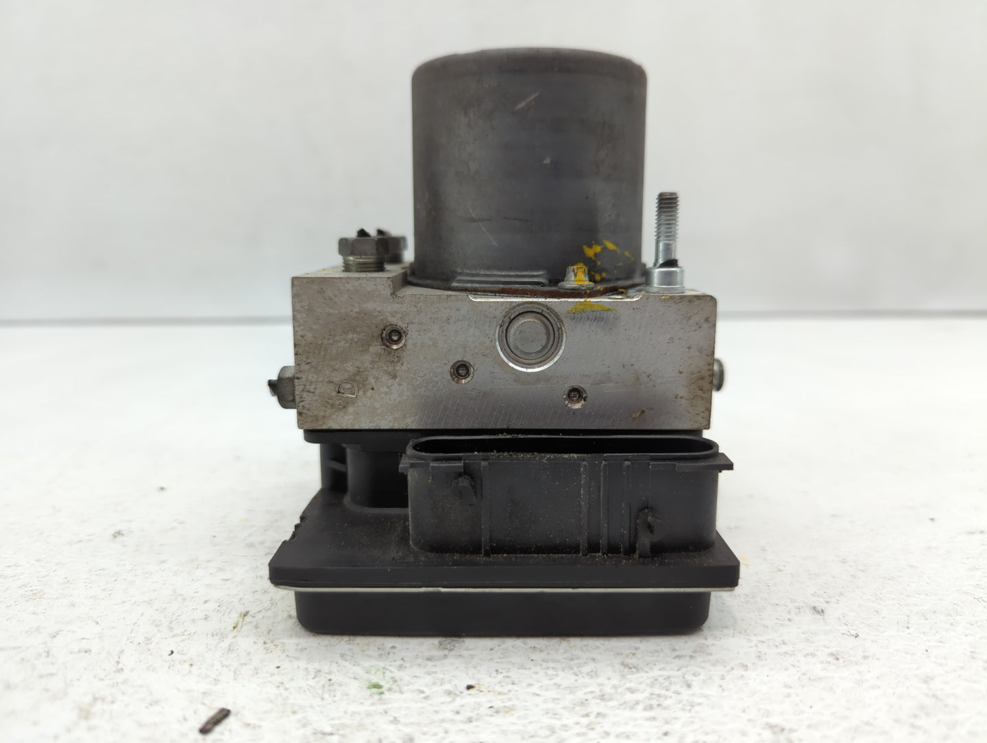 2012 Nissan Sentra ABS Pump Control Module Replacement P/N:47660 9AF0A Fits OEM Used Auto Parts - Oemusedautoparts1.com