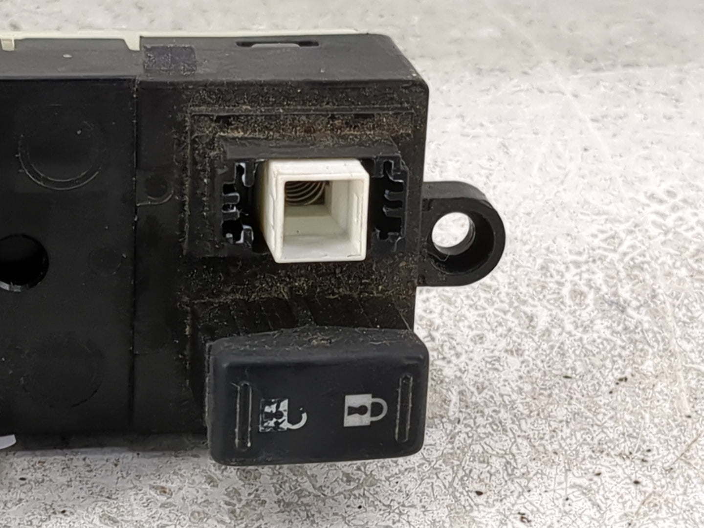2010-2012 Nissan Sentra Master Power Window Switch Replacement Driver Side Left P/N:25401 ZT50B 011EA01 Fits Fits 2010 2011 