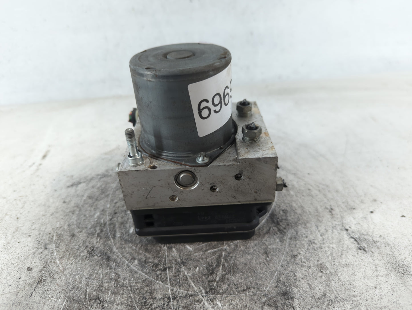 2012 Nissan Sentra ABS Pump Control Module Replacement Fits OEM Used Auto Parts - Oemusedautoparts1.com