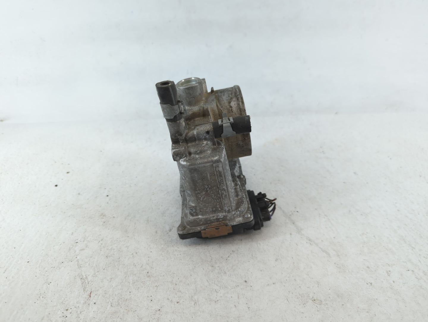 2007-2012 Nissan Sentra Throttle Body P/N:ET-A60-02 D Fits OEM Used Auto Parts - Oemusedautoparts1.com