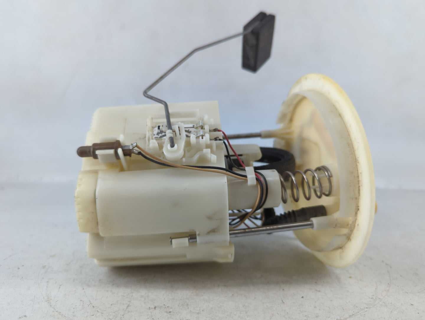 2011-2012 Nissan Sentra Electrical Gas Fuel Pump Assembly - Oemusedautoparts1.com
