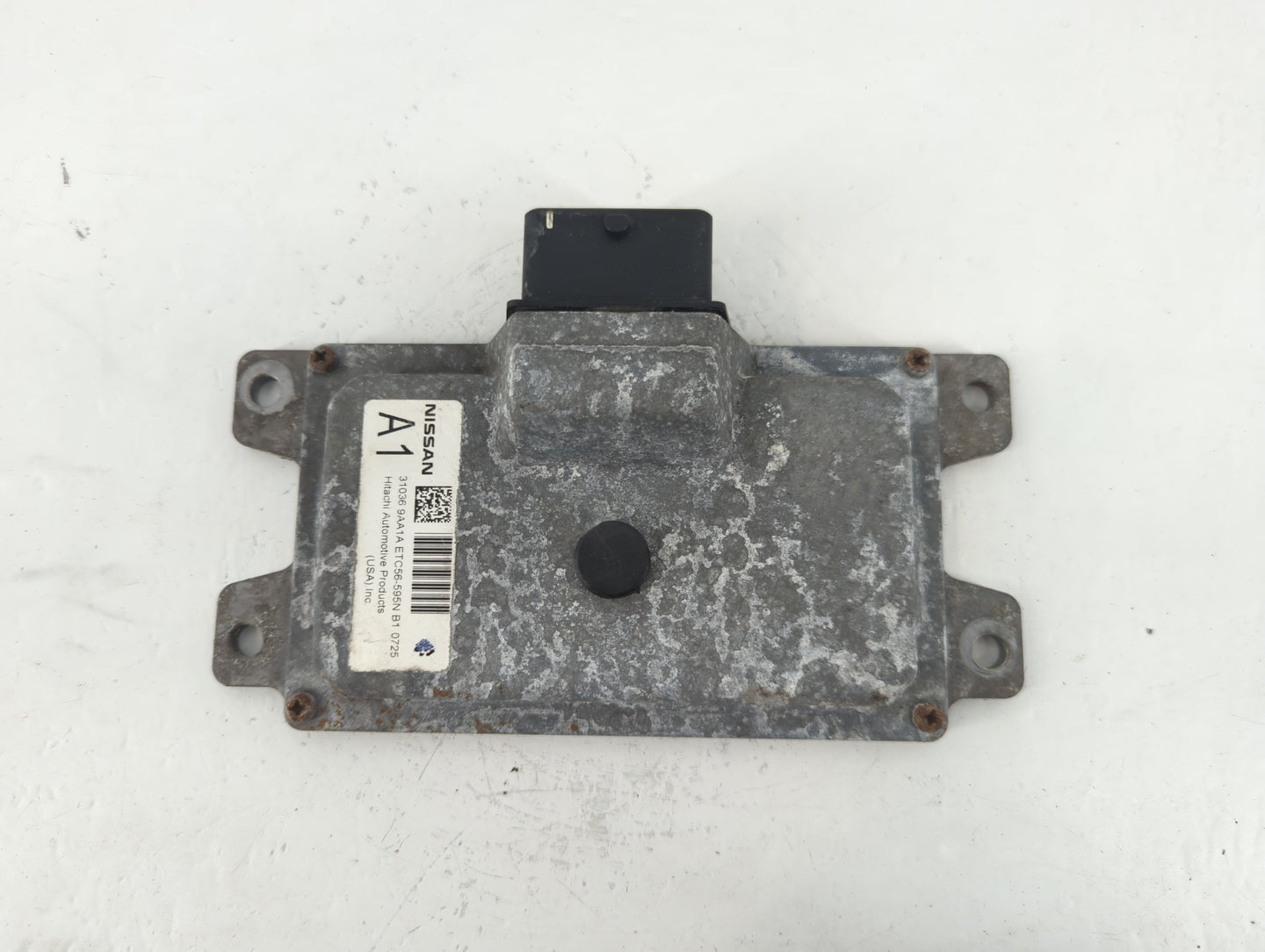 2012-2012 Nissan Sentra Chassis Control Module Ccm Bcm Body Control - Oemusedautoparts1.com
