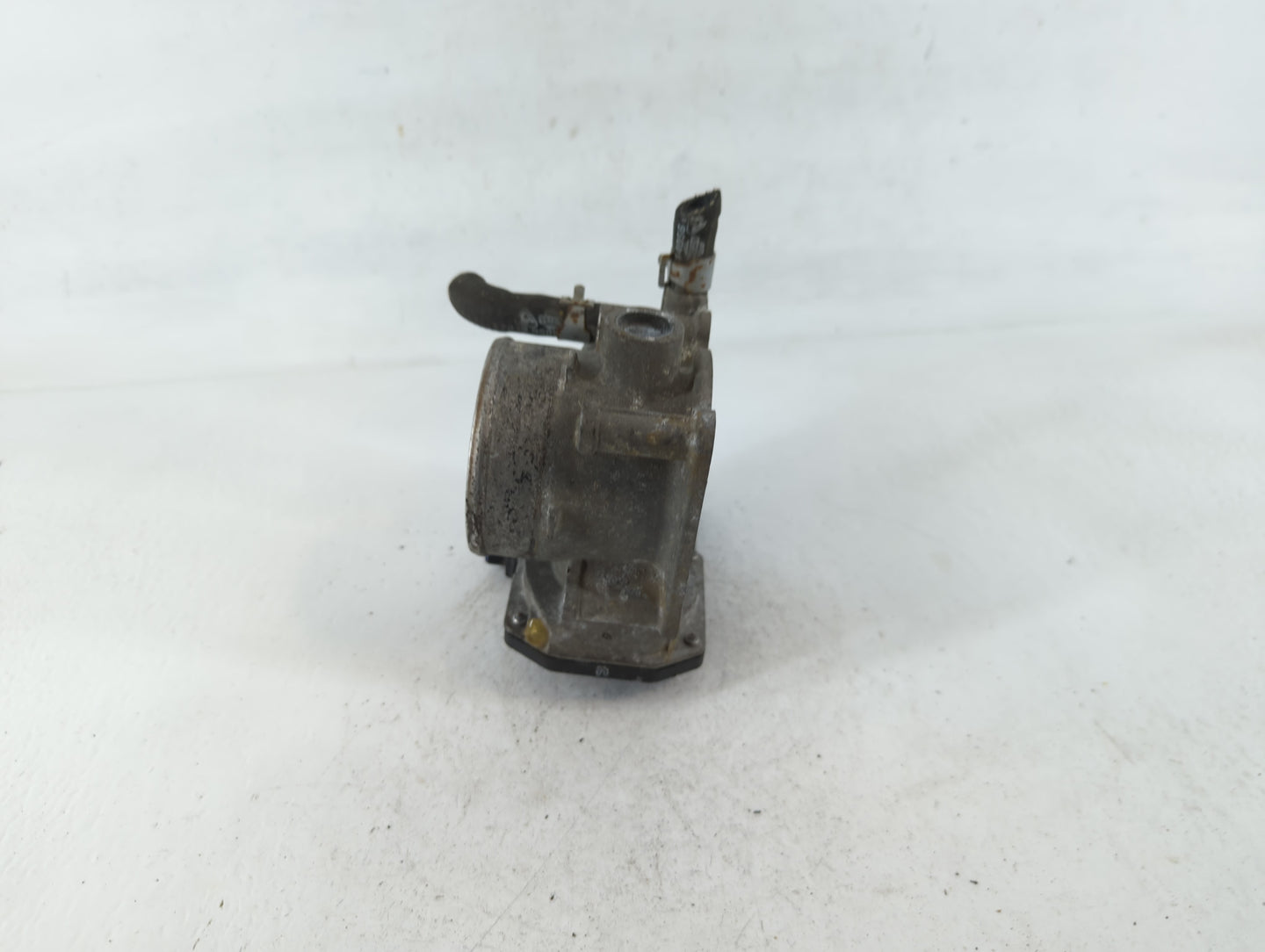 2007-2012 Nissan Sentra Throttle Body P/N:ET-A60-02 B Fits OEM Used Auto Parts - Oemusedautoparts1.com