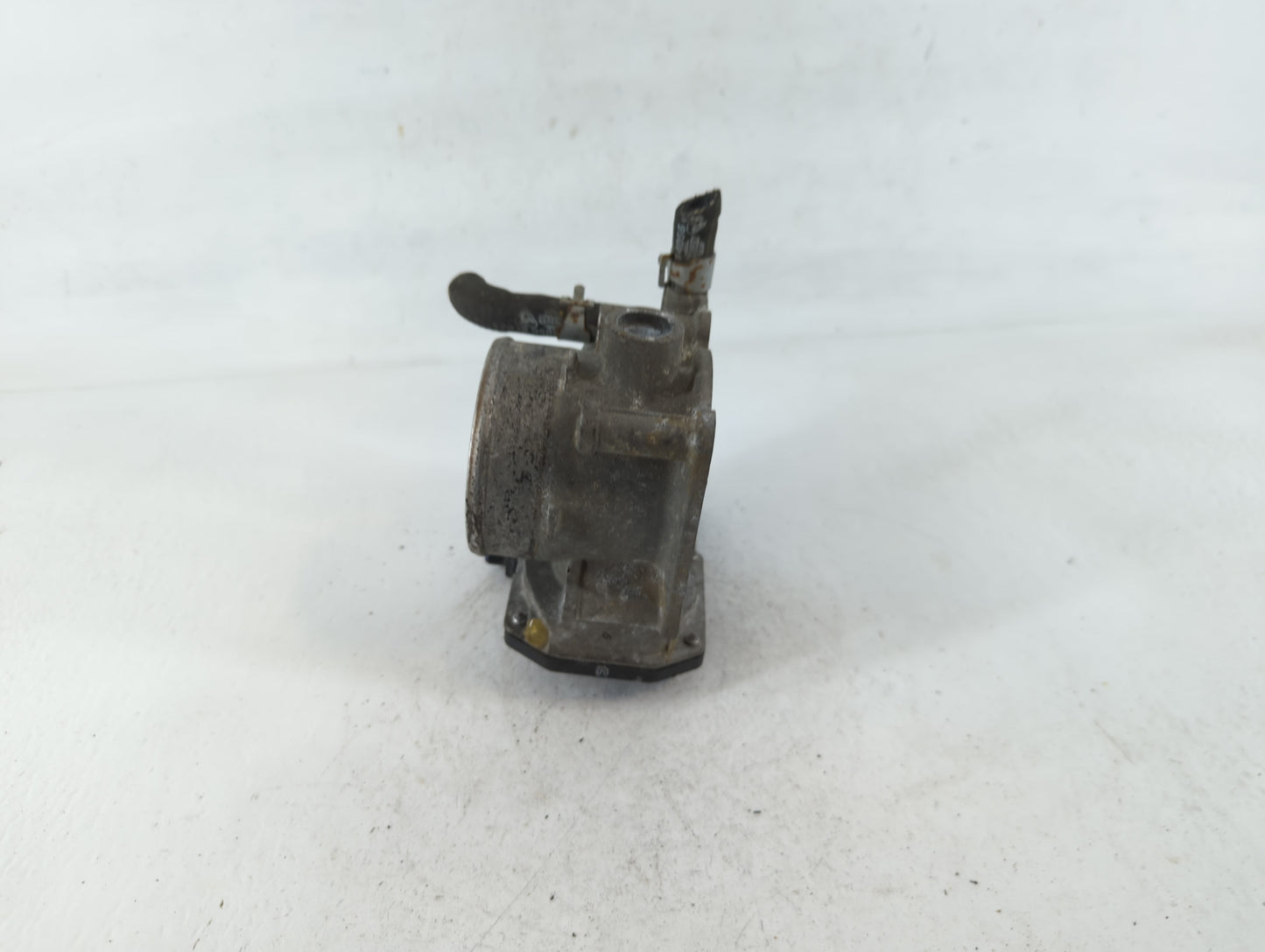 2007-2012 Nissan Sentra Throttle Body P/N:ET-A60-02 B Fits OEM Used Auto Parts - Oemusedautoparts1.com