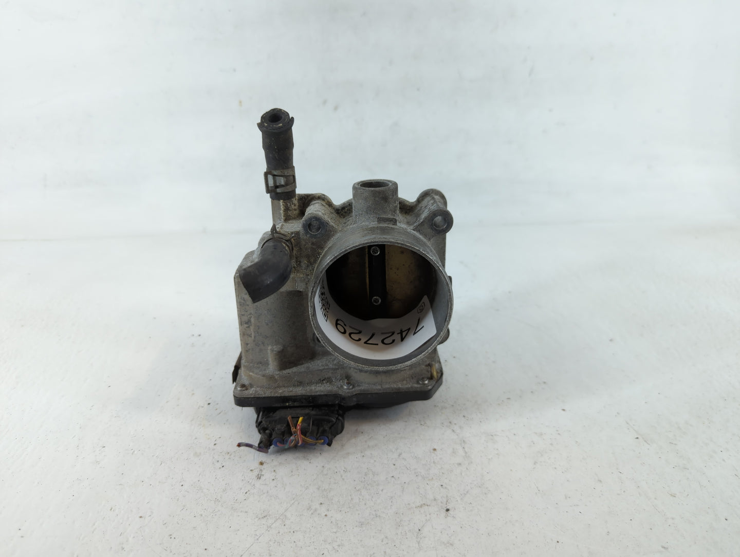 2007-2012 Nissan Sentra Throttle Body P/N:ET-A60-02 GB8E9F991BB Fits Fits 2007 2008 2009 2010 2011 2012 2013 OEM Used Auto P