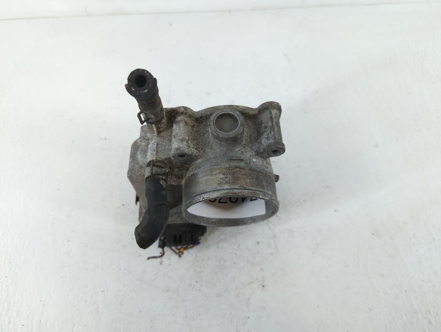 2007-2012 Nissan Sentra Throttle Body P/N:ET-A60-02 GB8E9F991BB Fits Fits 2007 2008 2009 2010 2011 2012 2013 OEM Used Auto P