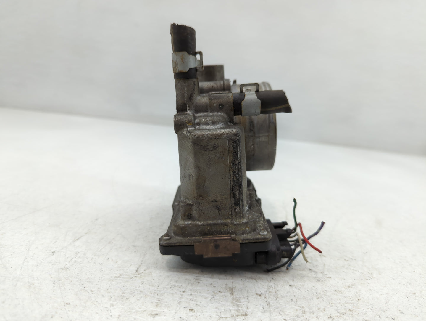 2007-2012 Nissan Sentra Throttle Body P/N:ET-A60-02 Fits OEM Used Auto Parts - Oemusedautoparts1.com