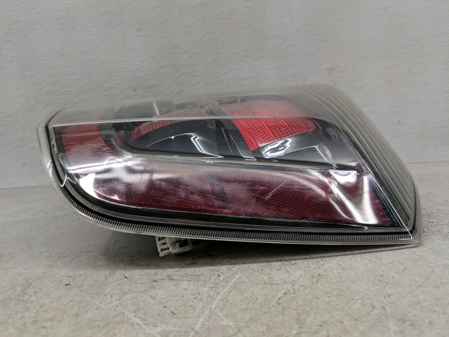 2010-2012 Nissan Sentra Tail Light Assembly Passenger Right OEM Fits Fits 2010 2011 2012 OEM Used Auto Parts - Oemusedautopa