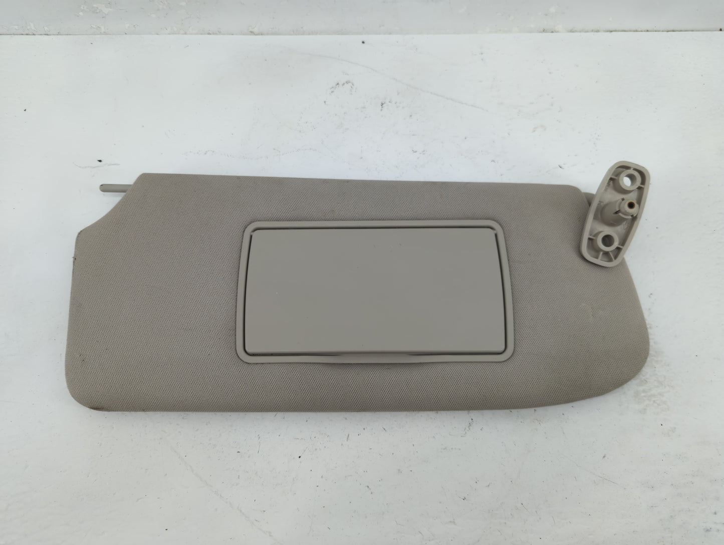 2011-2012 Nissan Sentra Sun Visor Shade Replacement Passenger Right Mirror Fits Fits 2011 2012 OEM Used Auto Parts - Oemused