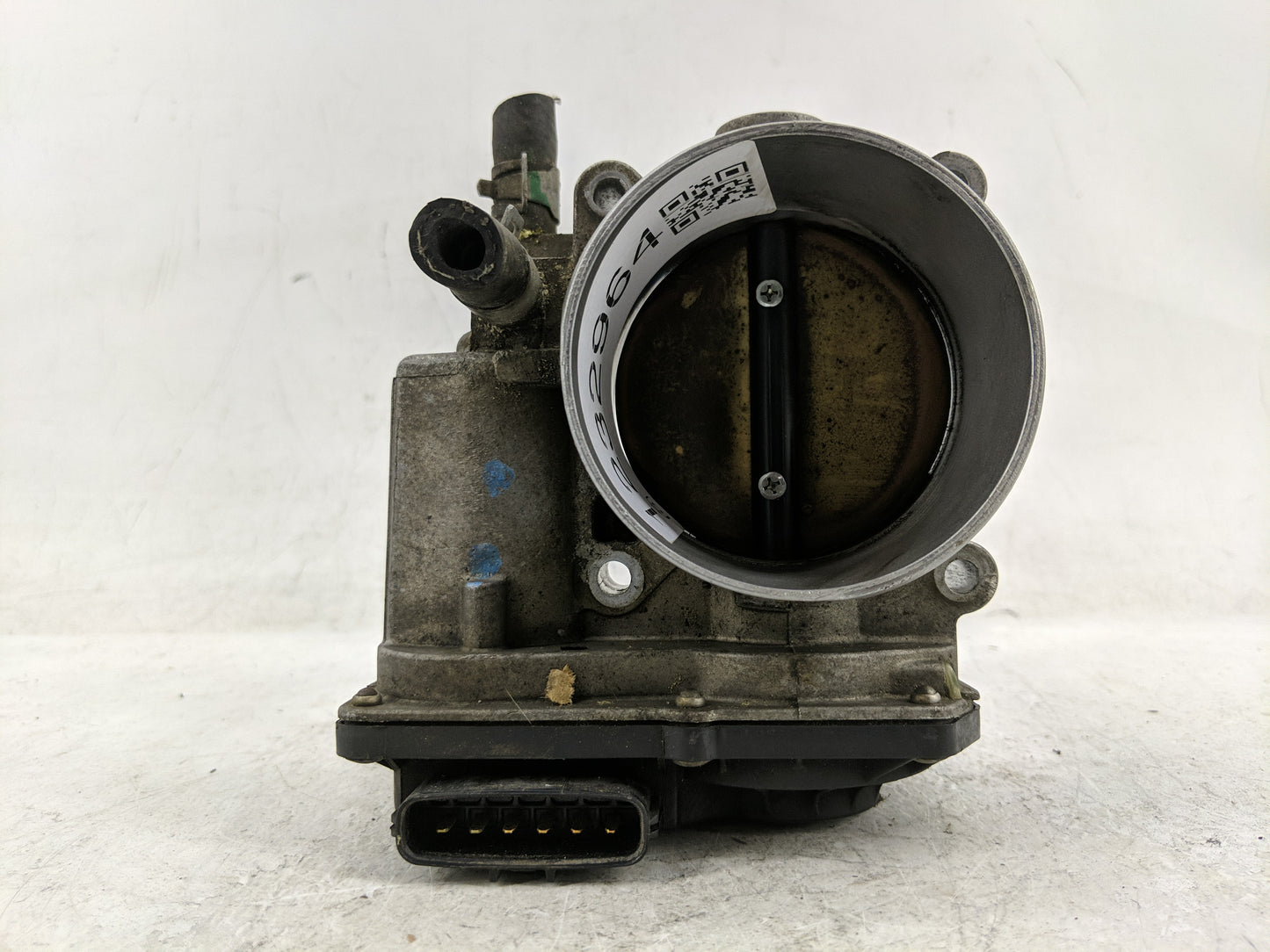2004-2012 Nissan Titan Throttle Body P/N:16119 7S000 Fits Fits 2004 2005 2006 2007 2008 2009 2010 2011 2012 2013 2014 OEM Us