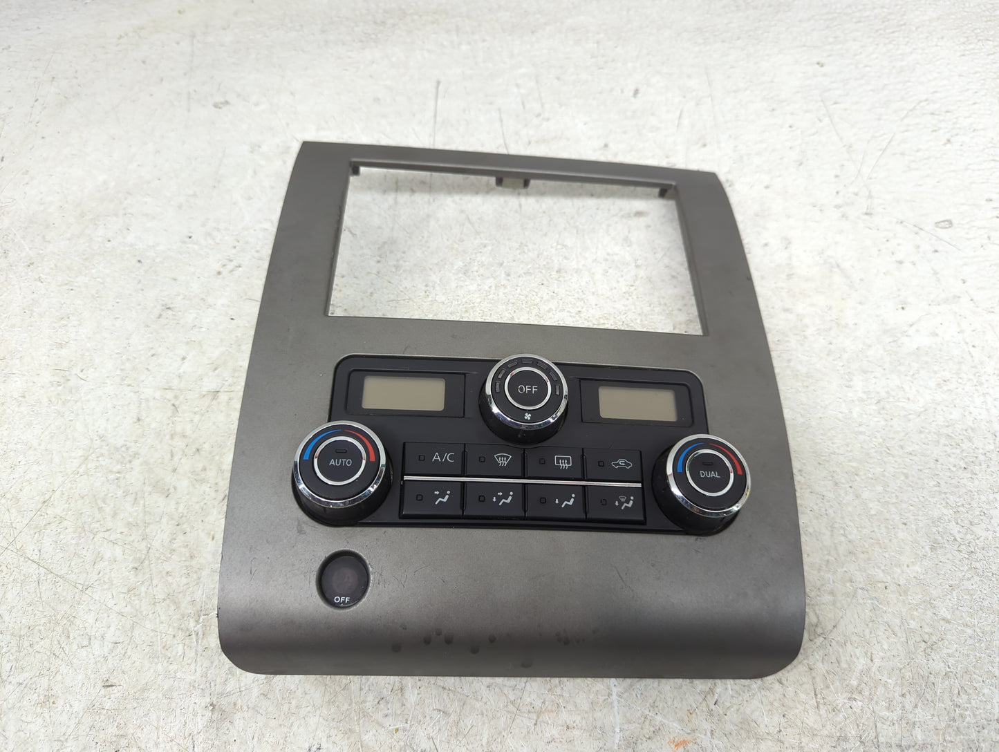 2012 Nissan Titan Climate Control Module Temperature AC/Heater Replacement Fits OEM Used Auto Parts - Oemusedautoparts1.com
