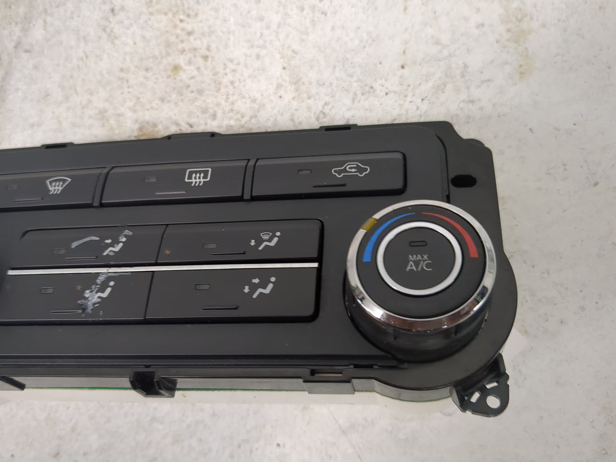 2012 Nissan Titan Climate Control Module Temperature AC/Heater Replacement P/N:68078984AA 52519-9BK0B Fits OEM Used Auto Par