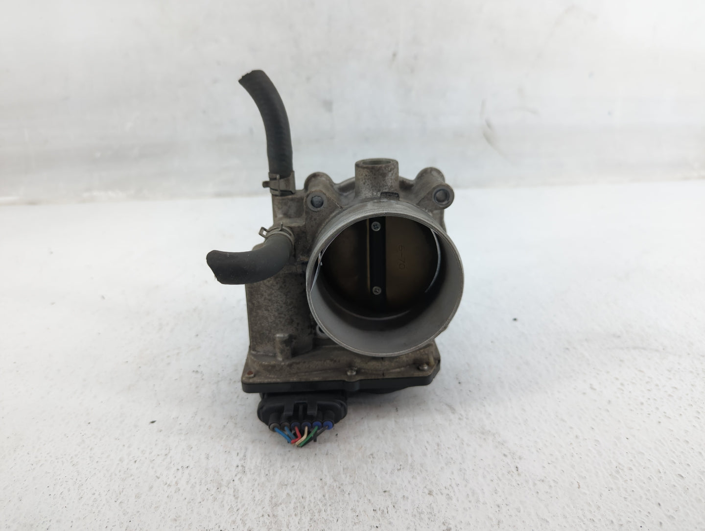 2004-2012 Nissan Titan Throttle Body P/N:16119 7S000 Fits Fits 2004 2005 2006 2007 2008 2009 2010 2011 2012 2013 2014 OEM Us