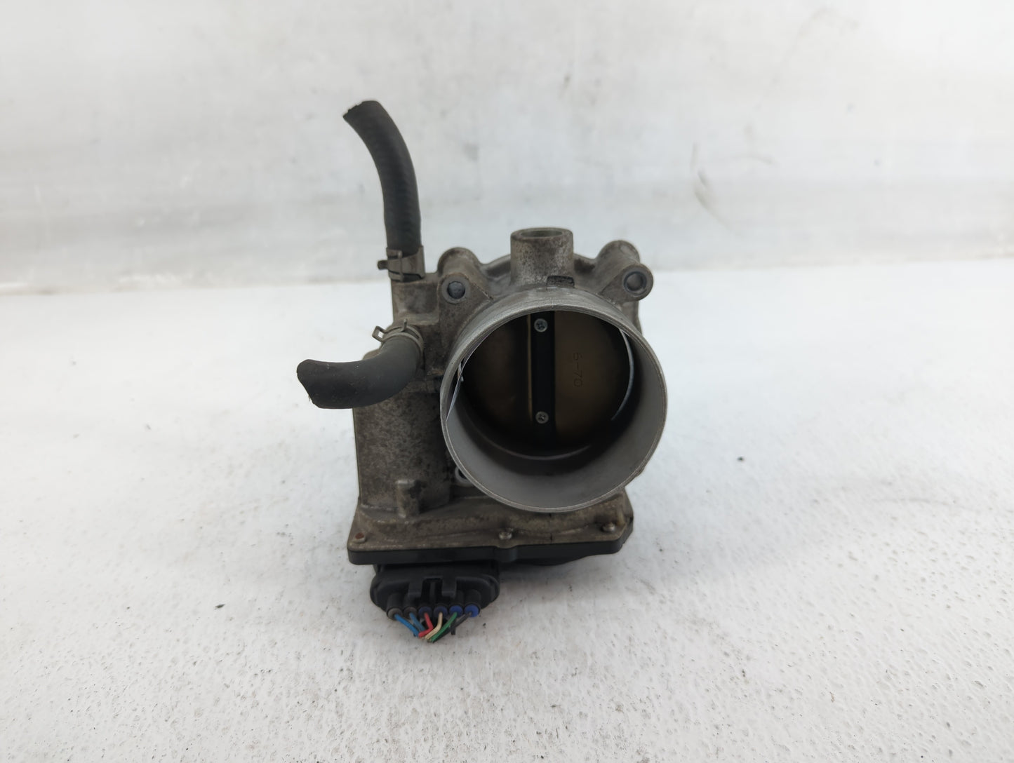 2004-2012 Nissan Titan Throttle Body P/N:16119 7S000 Fits Fits 2004 2005 2006 2007 2008 2009 2010 2011 2012 2013 2014 OEM Us