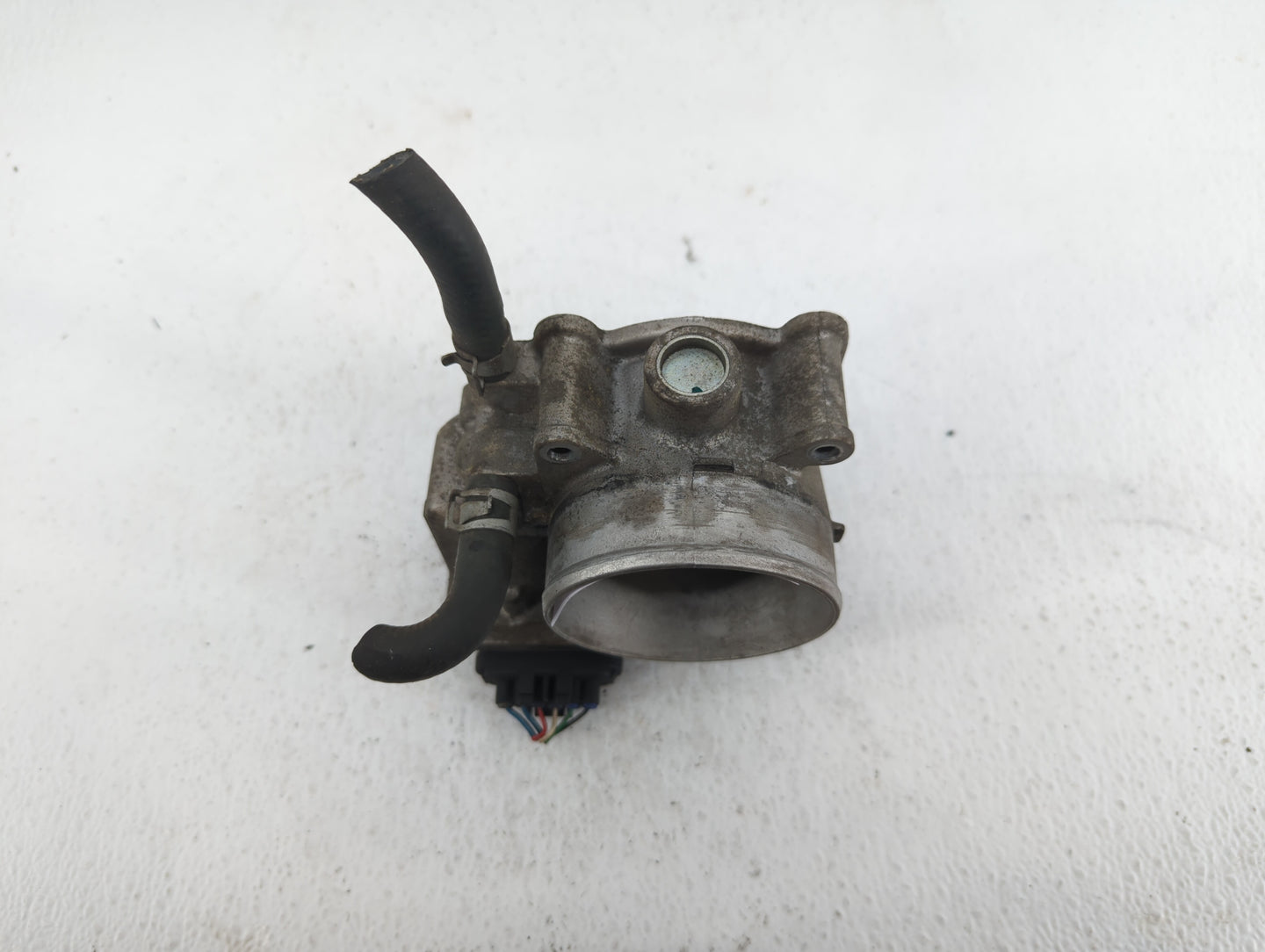 2004-2012 Nissan Titan Throttle Body P/N:16119 7S000 Fits Fits 2004 2005 2006 2007 2008 2009 2010 2011 2012 2013 2014 OEM Us