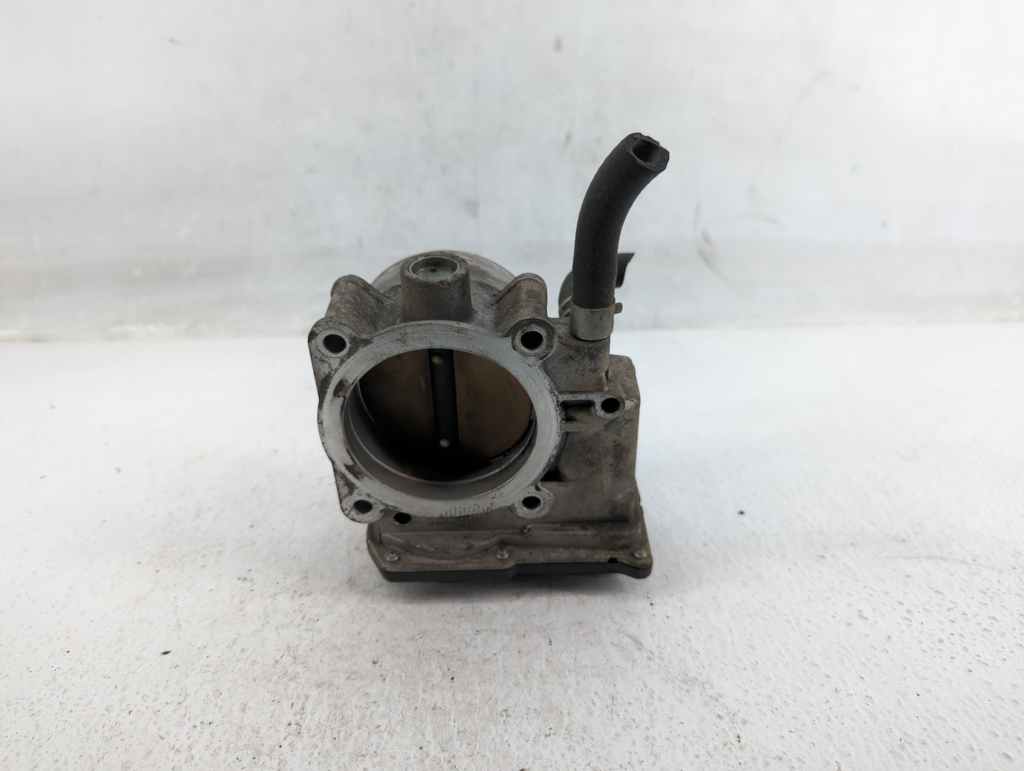 2004-2012 Nissan Titan Throttle Body P/N:16119 7S000 Fits Fits 2004 2005 2006 2007 2008 2009 2010 2011 2012 2013 2014 OEM Us