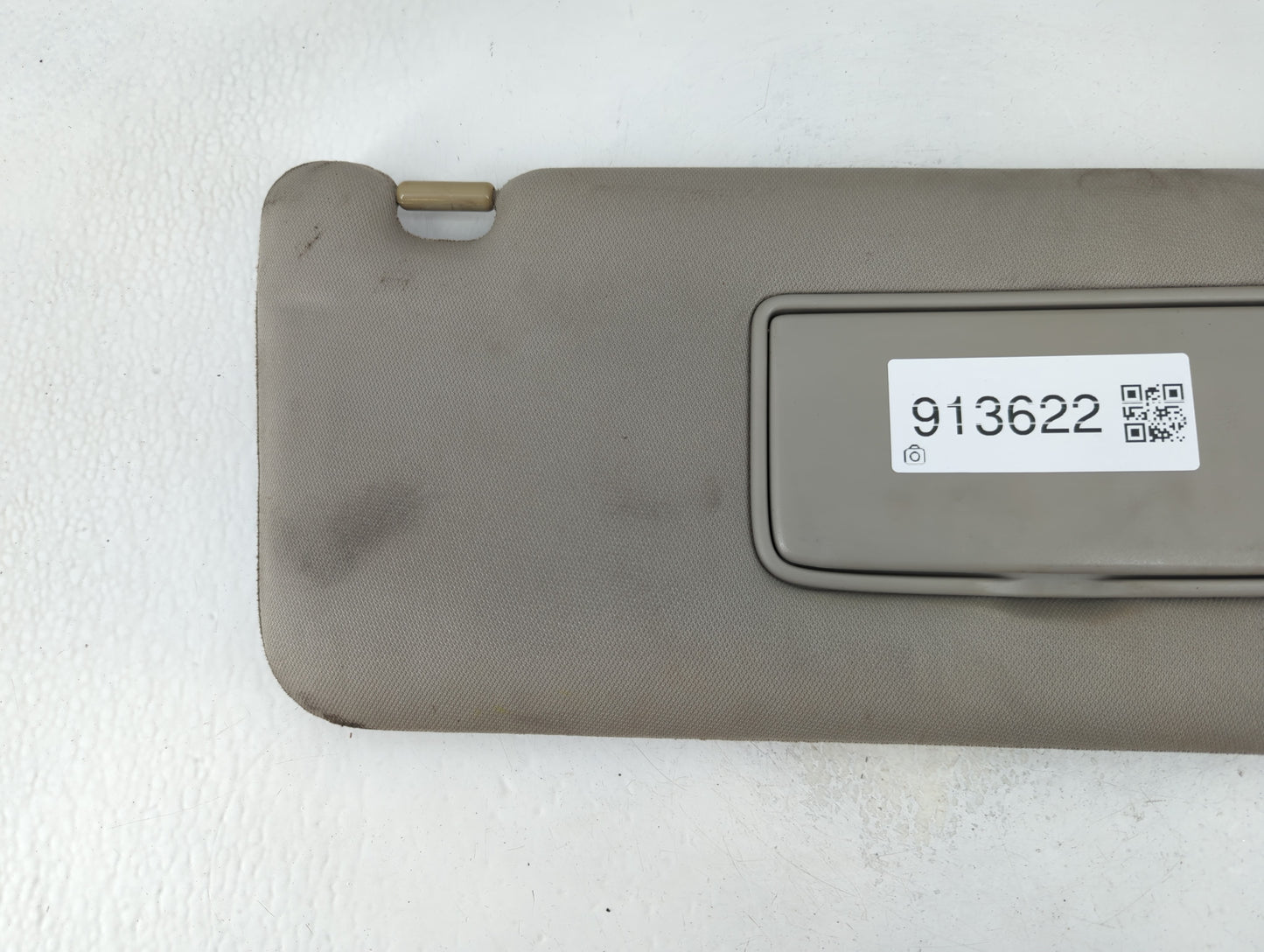 2012 Nissan Titan Sun Visor Shade Replacement Passenger Right Mirror Fits OEM Used Auto Parts - Oemusedautoparts1.com