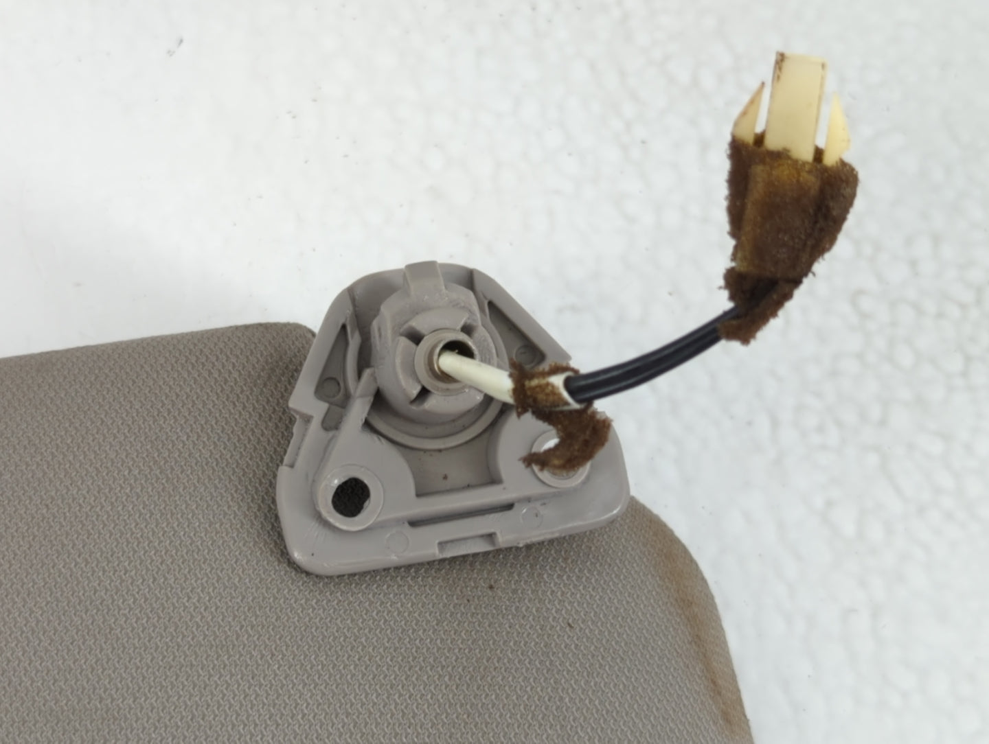 2012 Nissan Titan Sun Visor Shade Replacement Passenger Right Mirror Fits OEM Used Auto Parts - Oemusedautoparts1.com
