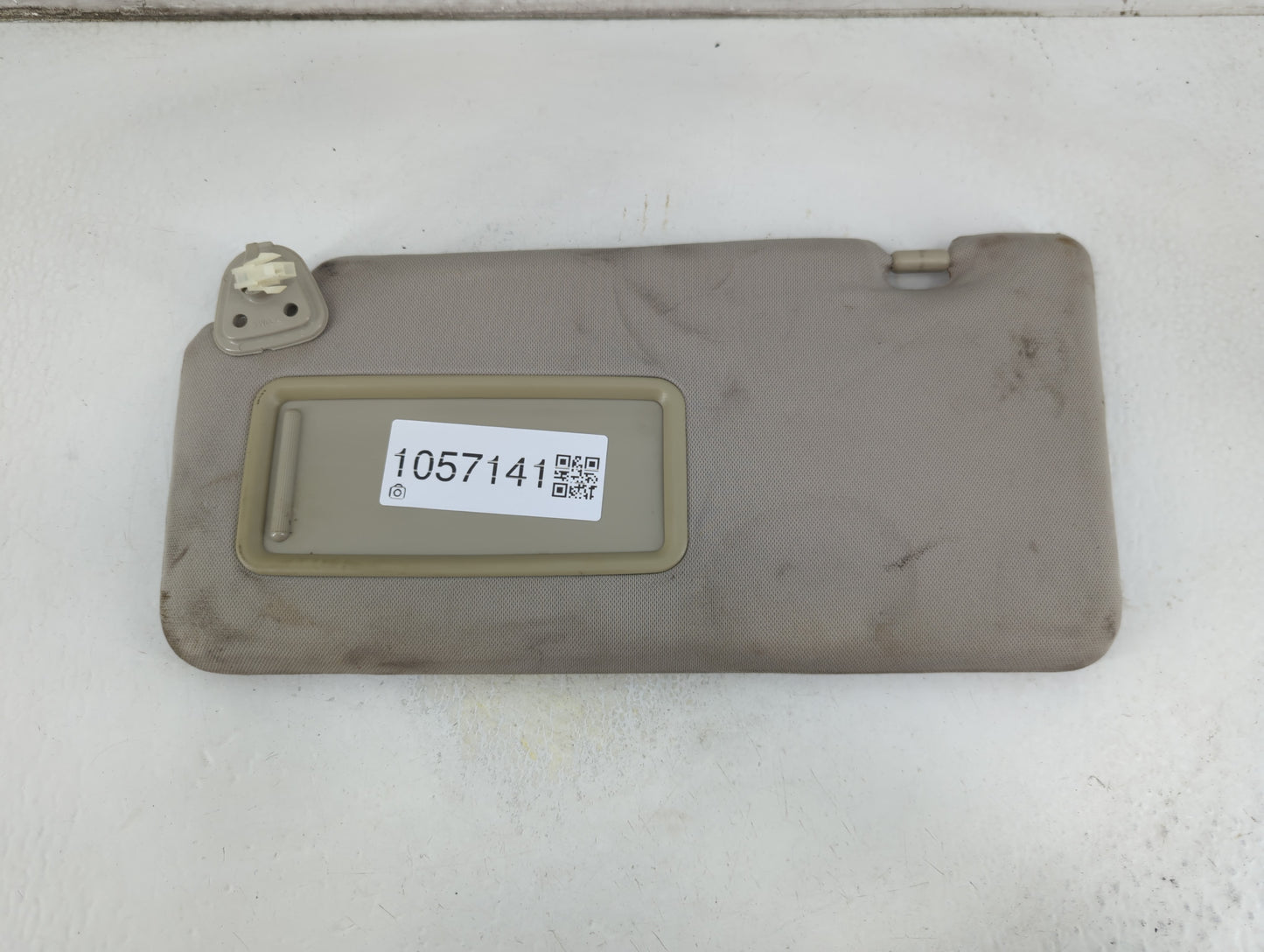 2012 Nissan Versa Sun Visor Shade Replacement Driver Left Mirror Fits OEM Used Auto Parts - Oemusedautoparts1.com