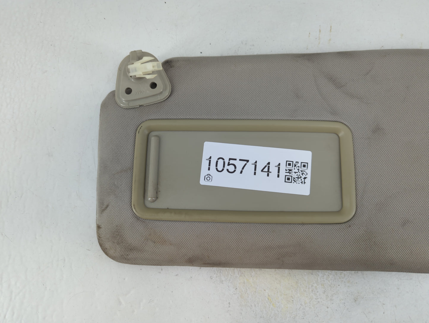 2012 Nissan Versa Sun Visor Shade Replacement Driver Left Mirror Fits OEM Used Auto Parts - Oemusedautoparts1.com