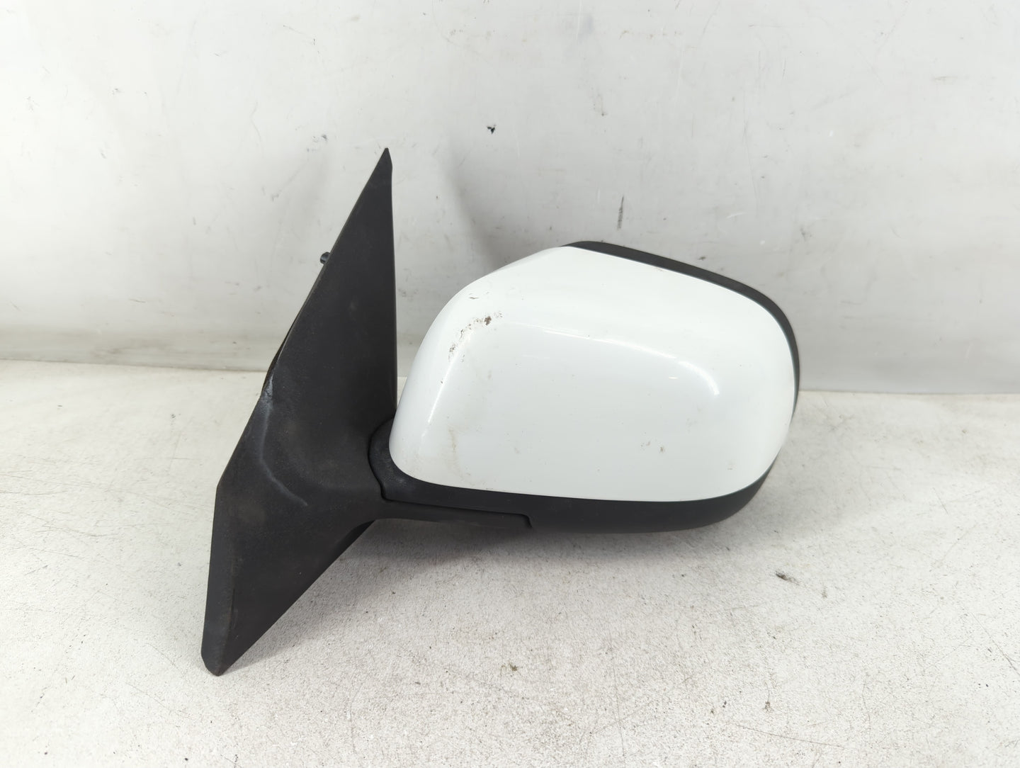 2012-2014 Nissan Versa Driver Side View Mirror - Left Door Mirror OEM Used - Oemusedautoparts1.com