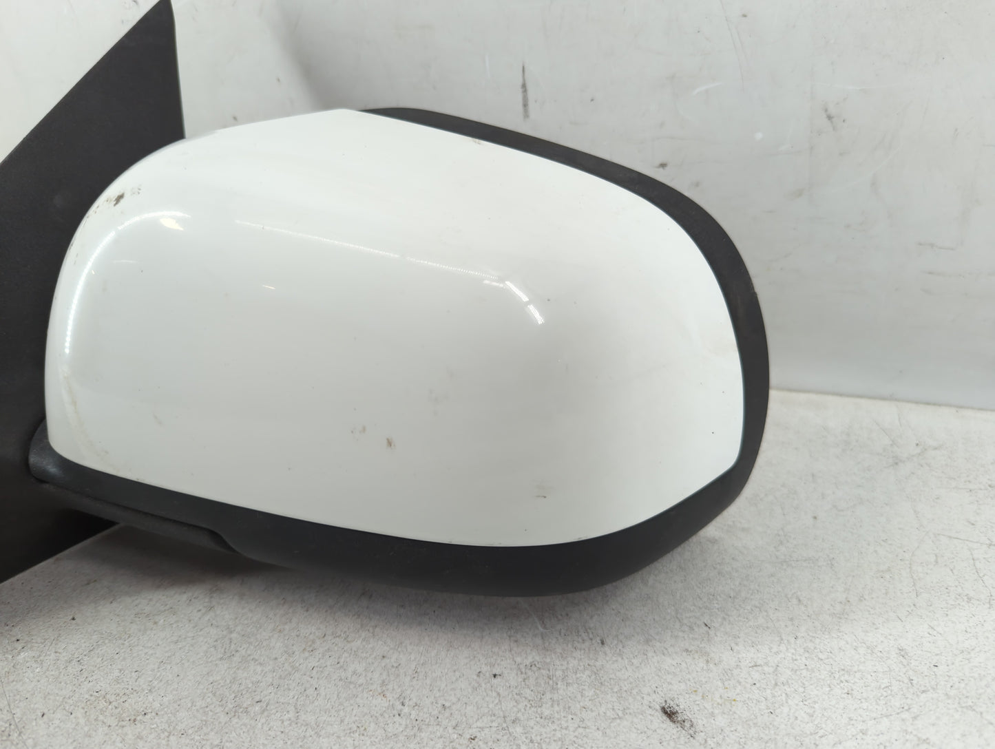 2012-2014 Nissan Versa Driver Side View Mirror - Left Door Mirror OEM Used - Oemusedautoparts1.com