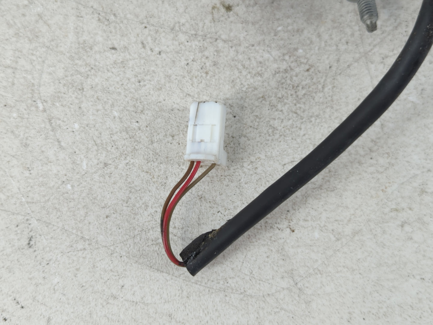 2012-2014 Nissan Versa Driver Side View Mirror - Left Door Mirror OEM Used - Oemusedautoparts1.com