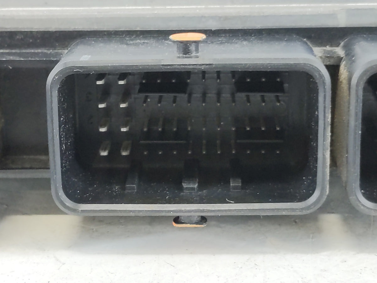 2012 Nissan Versa PCM Engine Control Computer ECU ECM PCU OEM P/N:MEC910-040 OEM Used Auto Parts - Oemusedautoparts1.com