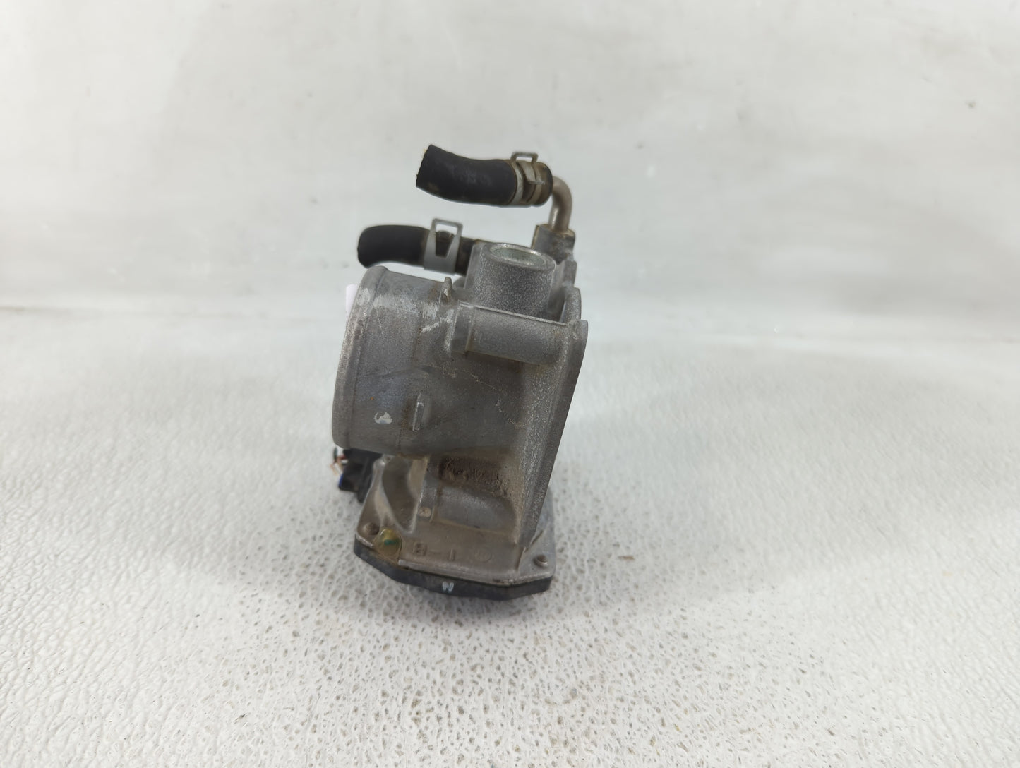 2012-2019 Nissan Versa Throttle Body P/N:3AA50-02 E Fits Fits 2012 2013 2014 2015 2016 2017 2018 2019 OEM Used Auto Parts - 